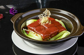 客家酸菜红烧肉  