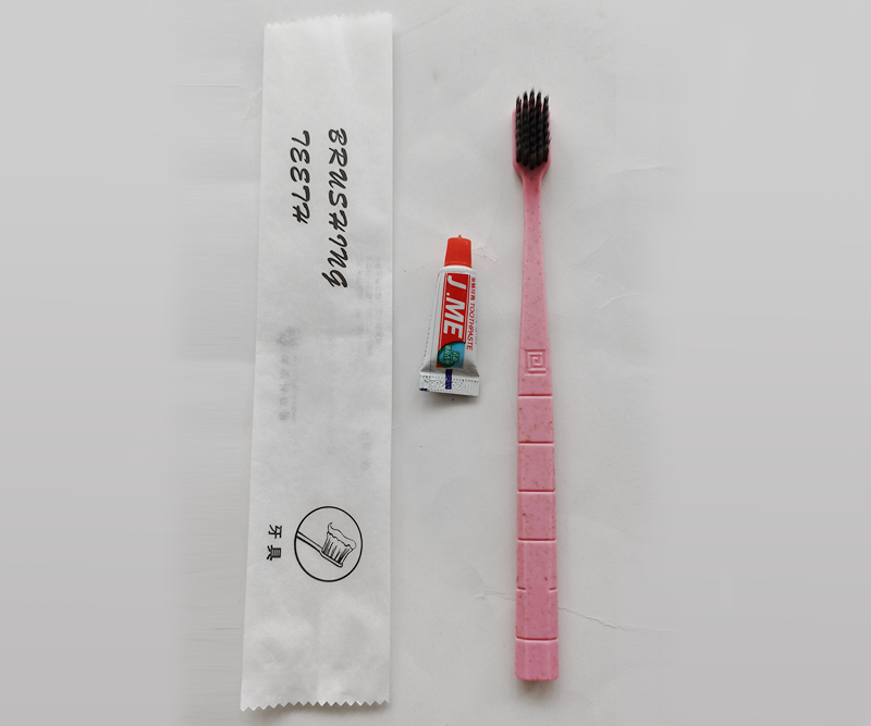 北欧风情环保纸袋牙具B款
