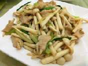 鲜菇炒肉片